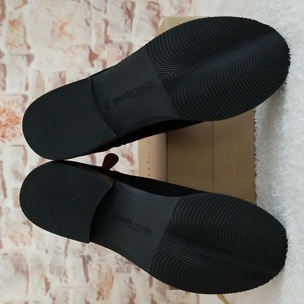 New gentle souls Best V-Gored Booties - Picture 7 of 14